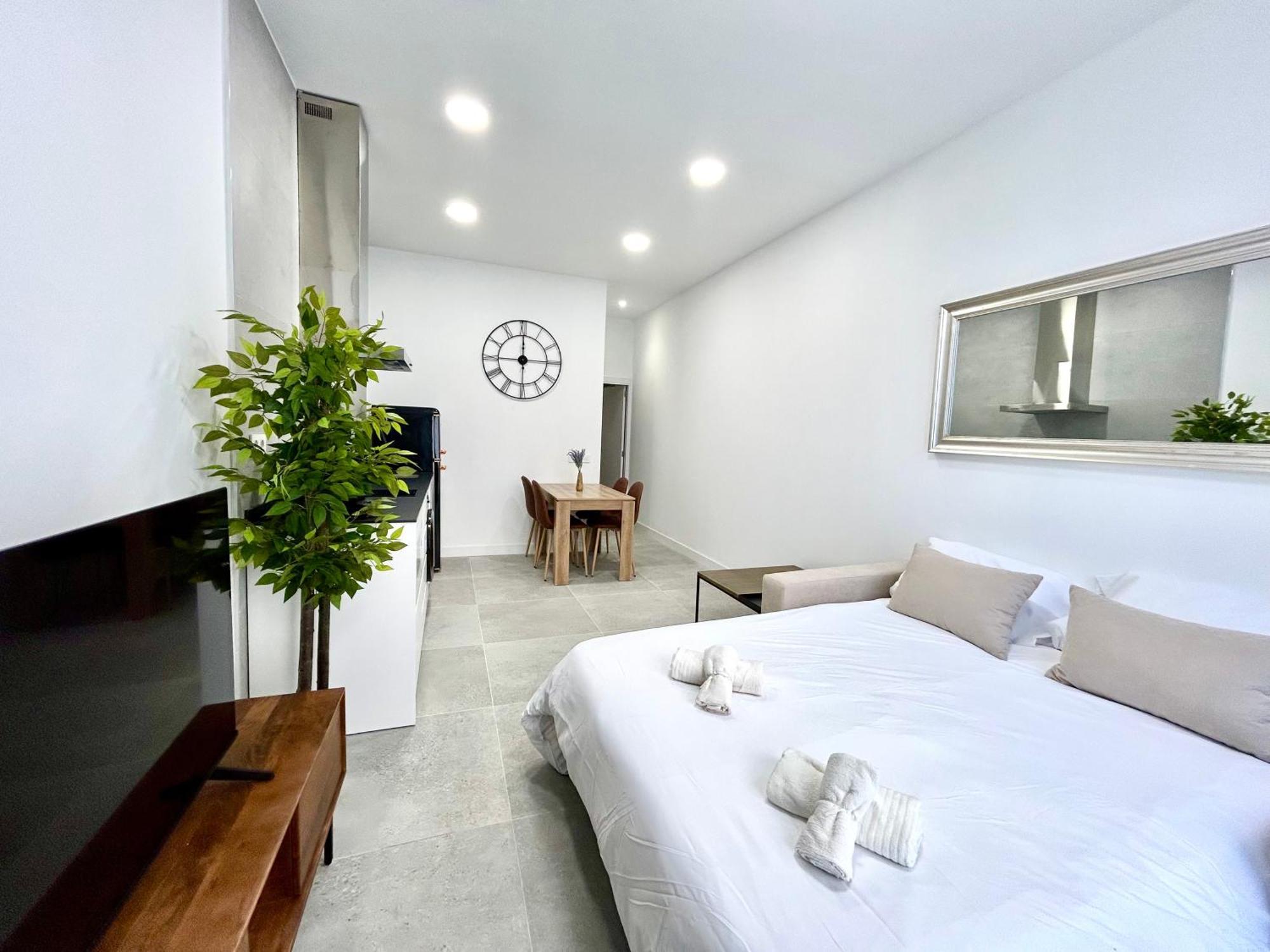 Urban Escape Comfort Meets Luxury, 4 Ppl Appartement